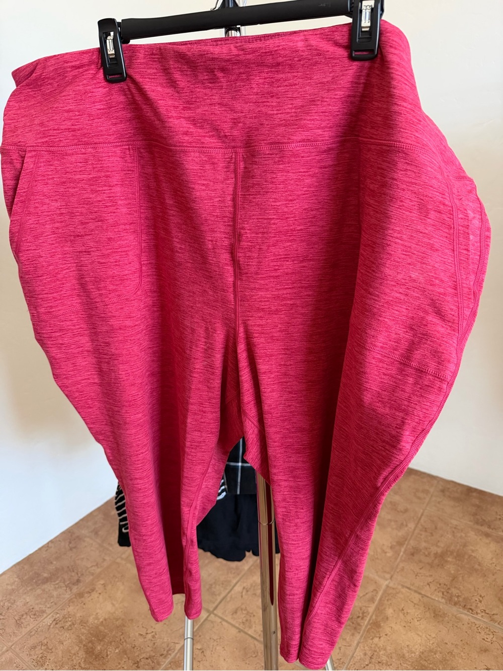 Torrid Mixed Plus Size Lot of 8 Pants Leggings T-Shirts size 5X READ - Picture 7 of 11